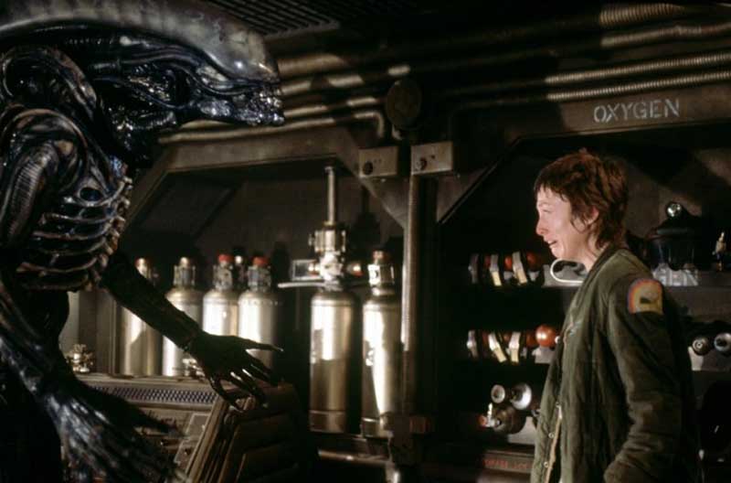 The Alien with Lambert (Veronica Cartwright)