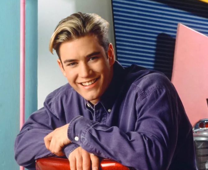 Mark-Paul Gosselaar in Saved by the Bell
