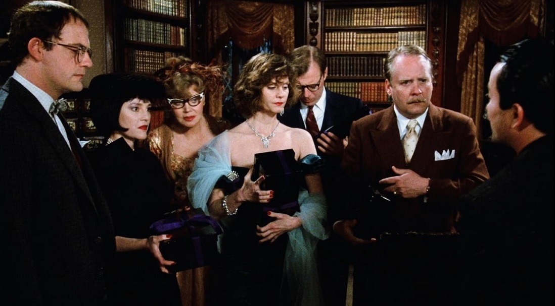 Clue Christopher Lloyd, Madeline Kahn, Eileen Brennan, Lesley Ann Warren, Martin Mull, Michael McKean, and Lee Ving