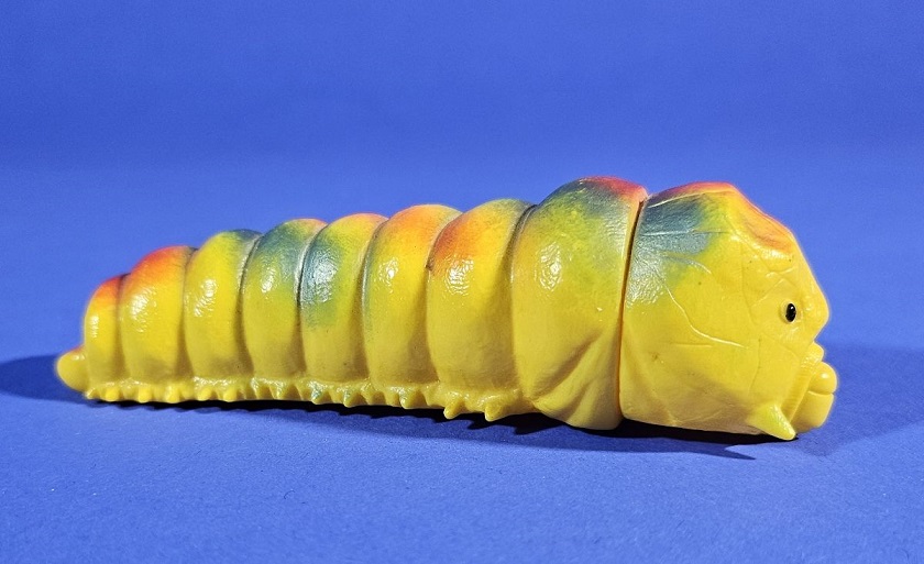 KaijuLink.com – Mothra larva from the mini-Bullmark line
