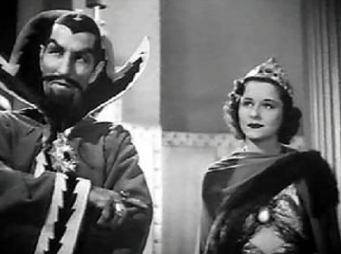 Flash Gordon’s Trip to Mars – Charles Middleton and Beatrice Roberts